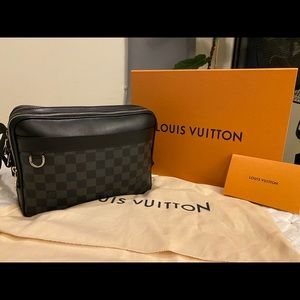 Louis Vuitton Trocadero Messenger PM